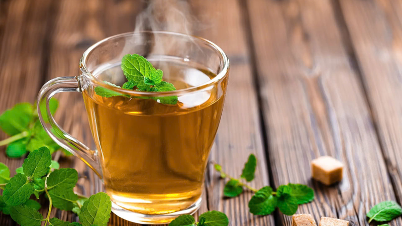 Công dụng bất ngờ của trà trong những ngày nóng 3