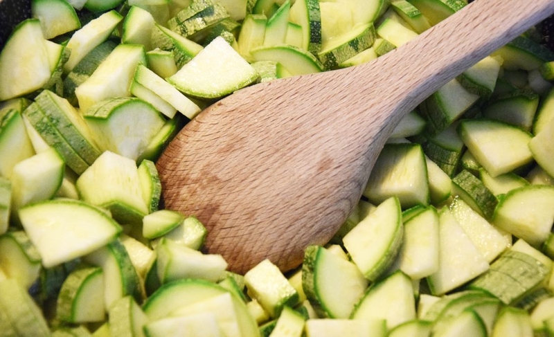 Điểm danh các công dụng của bí ngòi cho bé 2