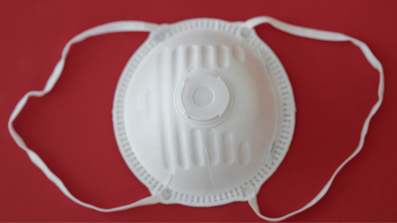 cong-dung-cua-khau-trang-n95-co-van-tho-va-mot-so-dieu-ban-can-biet 3.png