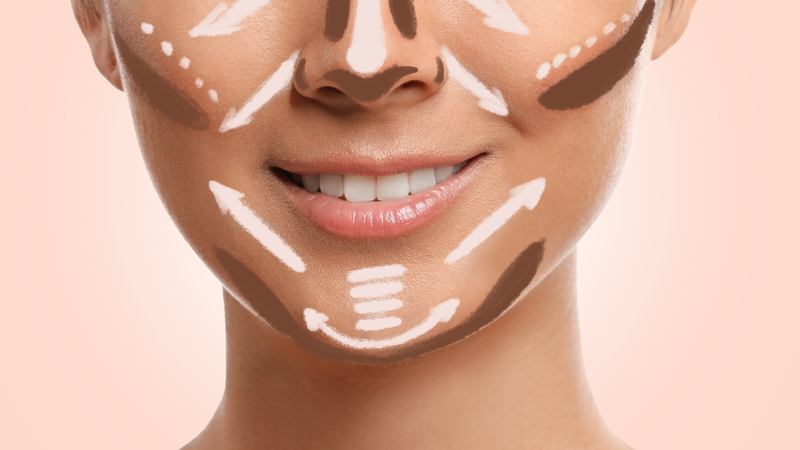 Contour là kỹ thuật tạo khối khuôn mặt bằng mỹ phẩm có tông màu tối hơn và sáng hơn so với màu da tự nhiên