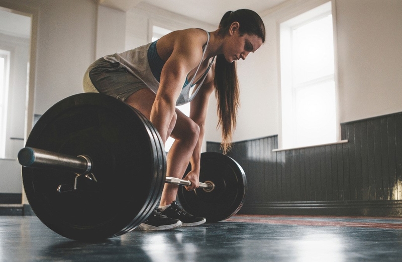 Tập Conventional Deadlift như thế nào để đảm bảo an toàn và đạt hiệu quả cao 2
