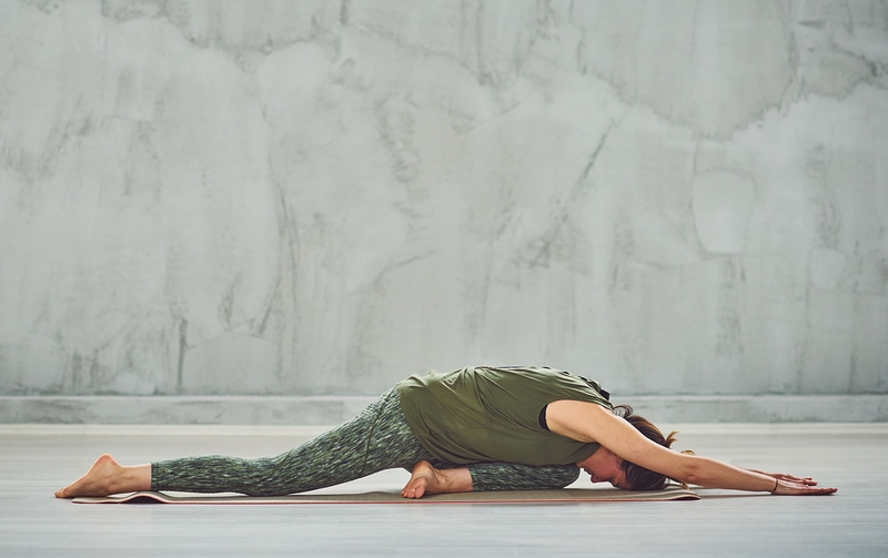 Cùng tập Yin Yoga chống trầm cảm ngay tại nhà 8