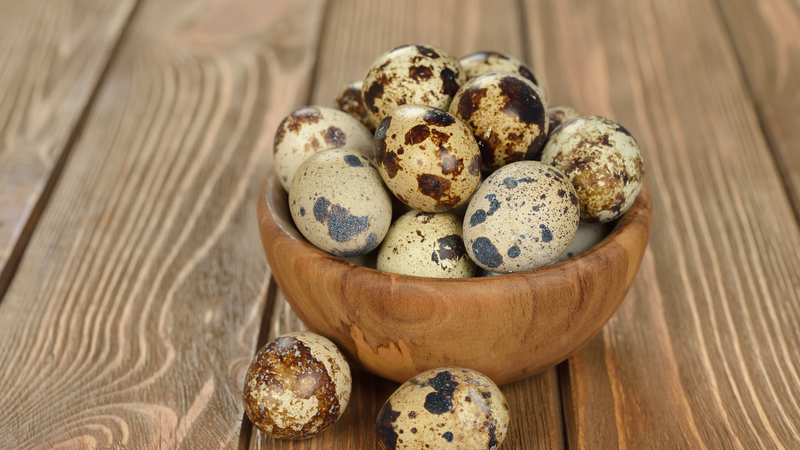 Trong trứng cút lộn có nhiều vitamin và khoáng chất
