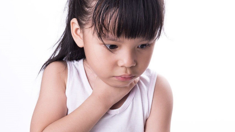 nuot-pin-o-tre-em-va-cach-xu-tri-kip-thoi 3