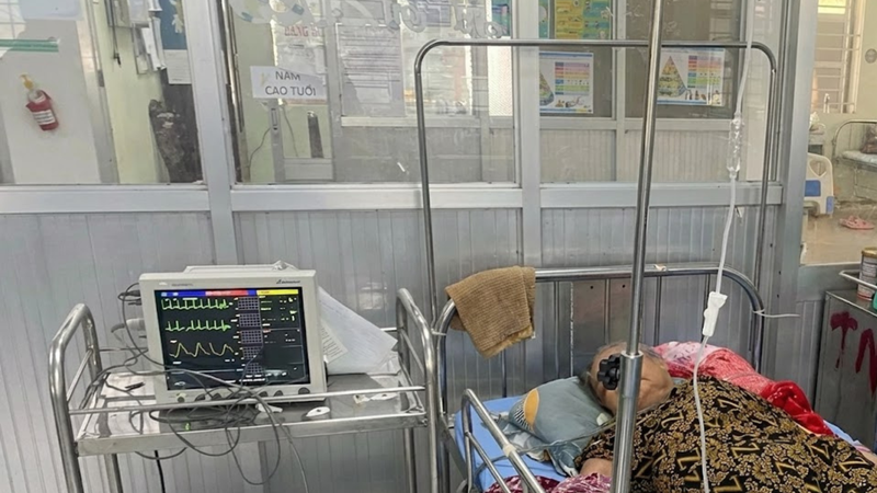 Sốc nhiễm trùng ở người cao tuổi cần được phát hiện sớm và xử trí khẩn trương