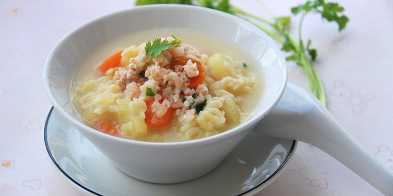 Cách nấu món nui dinh dưỡng dễ ăn cho bé