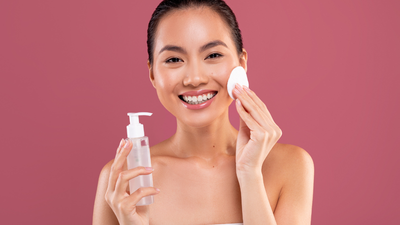 Da dầu nên tẩy trang mấy lần 1 ngày để không bí da?