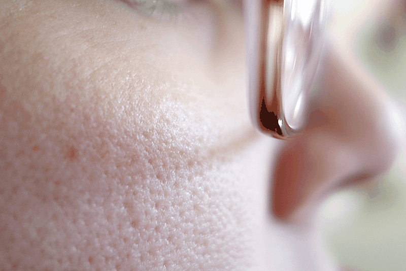 Da đẹp lên trông thấy với sữa rửa mặt se khít lỗ chân lông 1