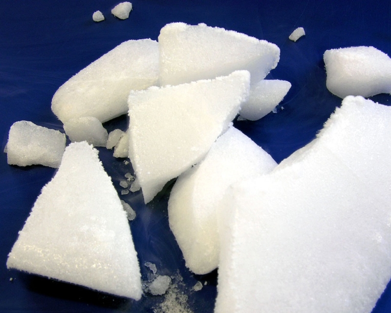 Đá khô có độc không và cách sơ cứu khi bị bỏng đá khô 1