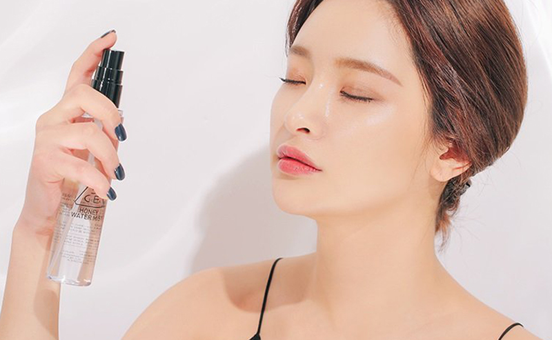 Da khô nên dùng cushion hay kem nền? Mẹo chăm sóc da khô 3