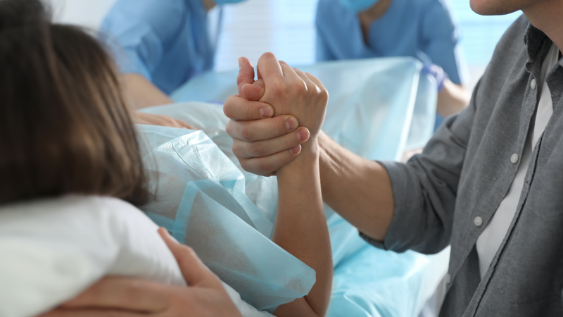 Nhân xơ lớn có thể gây ra nhiều rủi ro nên cần theo dõi thai kỳ chặt chẽ