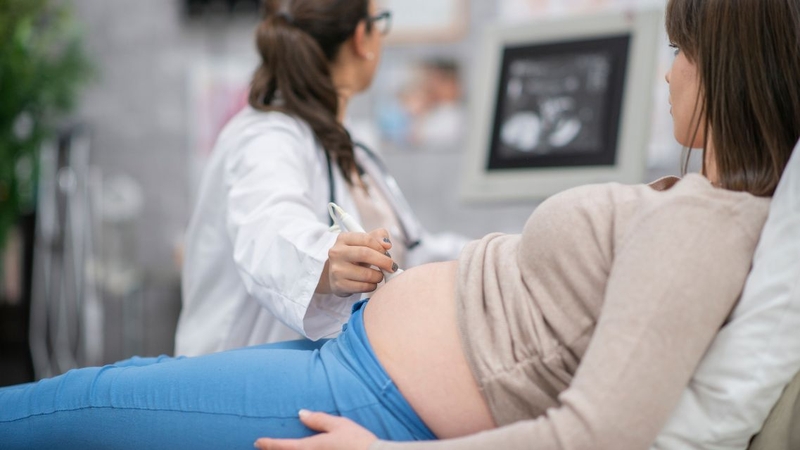 Đa ối có sinh thường được không? Trường hợp nào có thể sinh thường 3