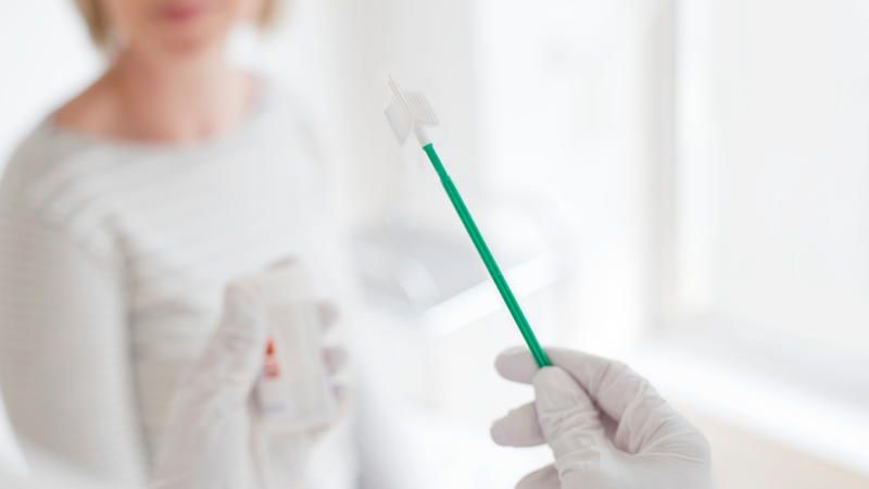 Đã tiêm vắc xin phòng HPV thì có cần xét nghiệm PAP nữa không?