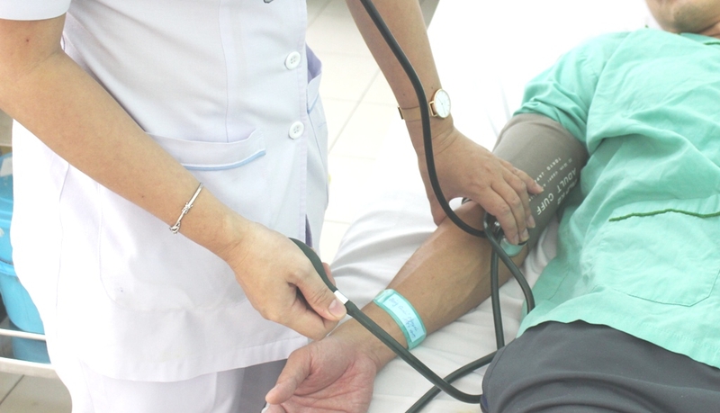 Dẫn lưu bể thận qua da là gì? Hướng dẫn cách chăm sóc người bệnh