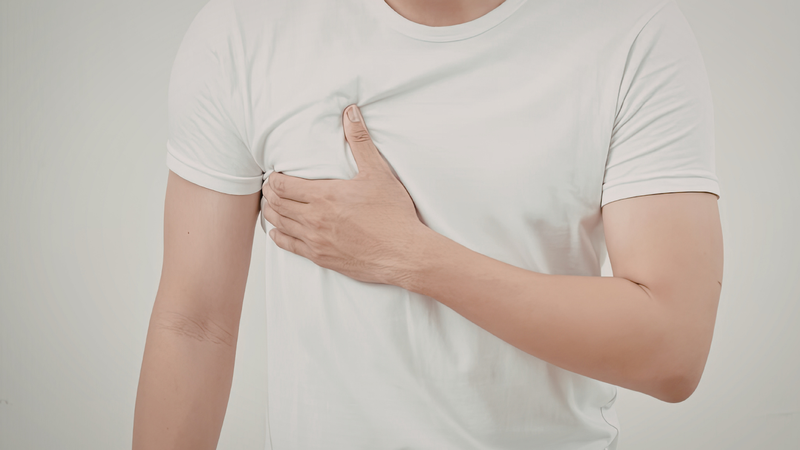 Nam giới cũng cần chú ý những thay đổi bất thường ở vùng ngực