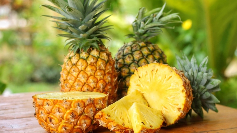 Đang có kinh ăn thơm được không và những điều chị em cần biết 1