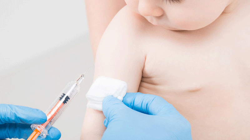 Đang tiêm vắc-xin 5 trong 1 chuyển sang 6 trong 1 có được không? 1