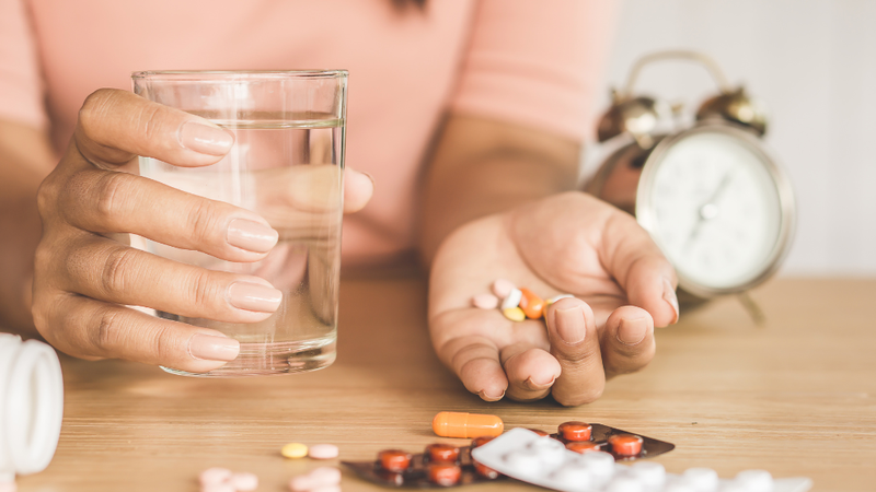 Đang uống ARV có được uống thuốc khác không?  4