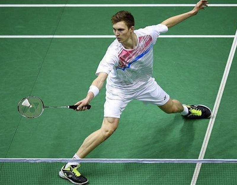 Đánh cầu lông bị đau khuỷu tay có nguy hiểm không? 3