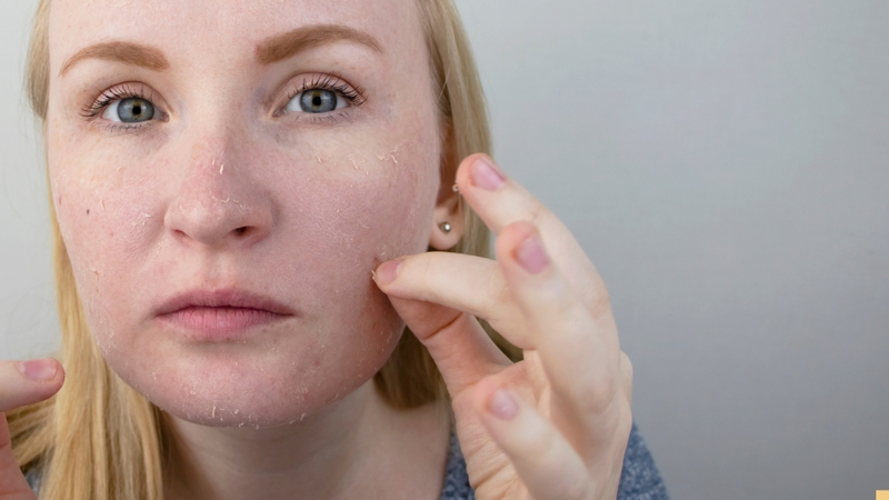 Top 10 sữa rửa mặt cho da khô được chị em ưa chuộng 1