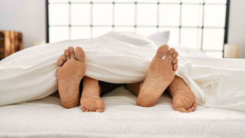 Đặt vòng quan hệ chồng bị đau: Nguyên nhân và biện pháp khắc phục 2