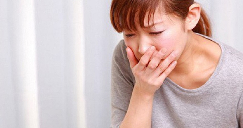 Đau bụng kinh dẫn đến buồn nôn có làm sao không 2