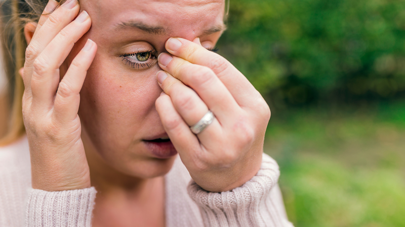 Đau đầu do viêm xoang1