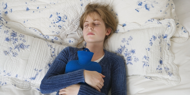 Triệu chứng và cách chữa đau hang vị dạ dày bằng hoa hồng và táo tàu 2