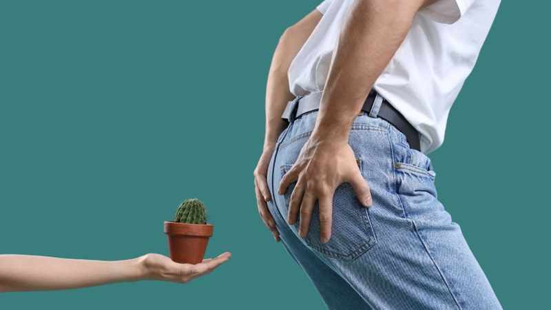 Búi trĩ sa kéo dài, ngày càng lớn hoặc không trở lại bên trong cần được bác sĩ đánh giá