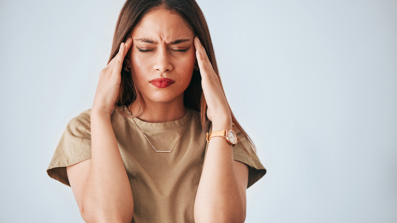 Dấu hiệu cơ thể đang 'khát' canxi mà bạn nên biết 1