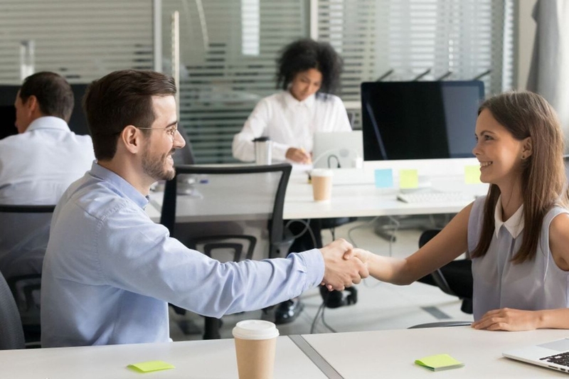 Dấu hiệu của người hướng ngoại là gì? Ưu và nhược điểm của người hướng ngoại? 1