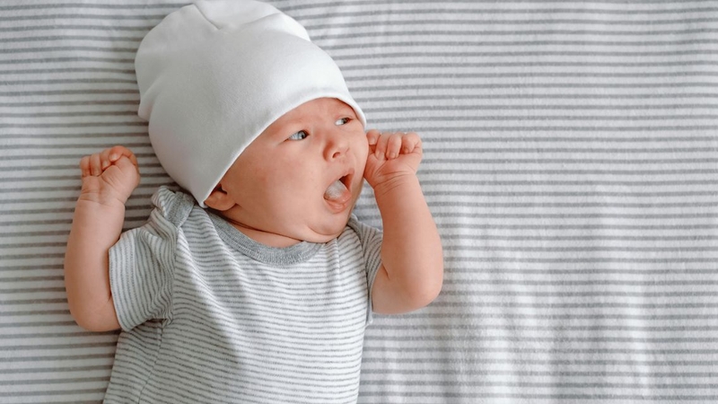 Có nhiều&nbsp;dấu hiệu em bé đang đói&nbsp;để cha mẹ nhận biết