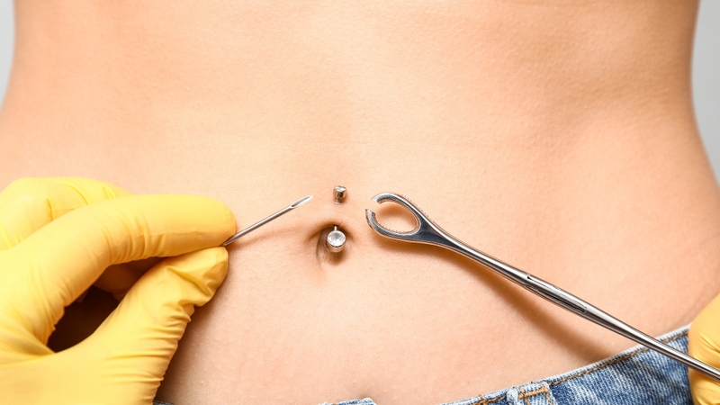 Những hiểu lầm phổ biến cần tránh khi đánh giá dấu hiệu lỗ xỏ đã lành