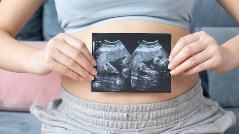 Dấu hiệu mang thai đôi 1 trai 1 gái sớm nhất mẹ nên biết 1