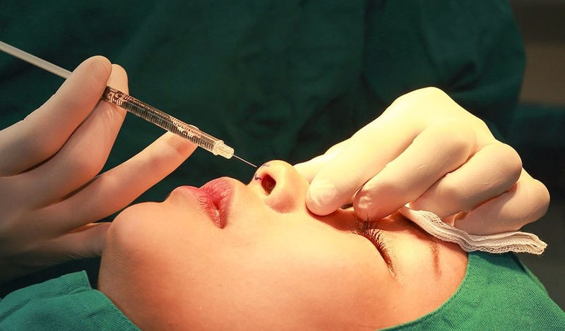 Dấu hiệu nâng mũi bị lệch vách ngăn và có khắc phục được không? 3