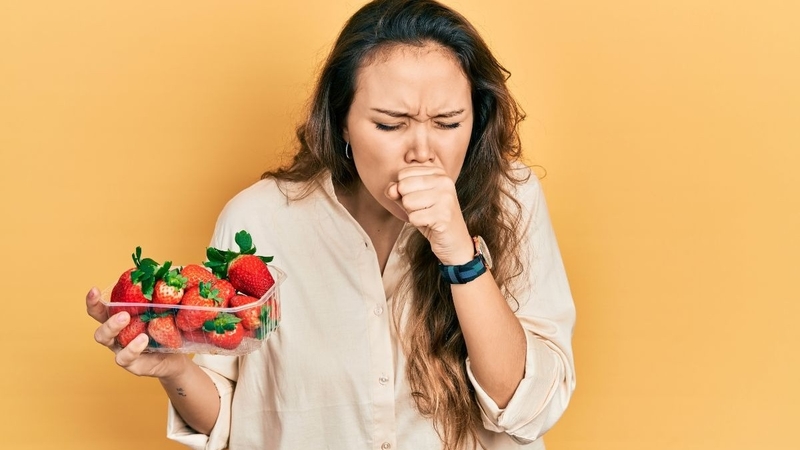 dau-hieu-nhan-biet-ban-bi-di-ung-dau-tay 1.jpg