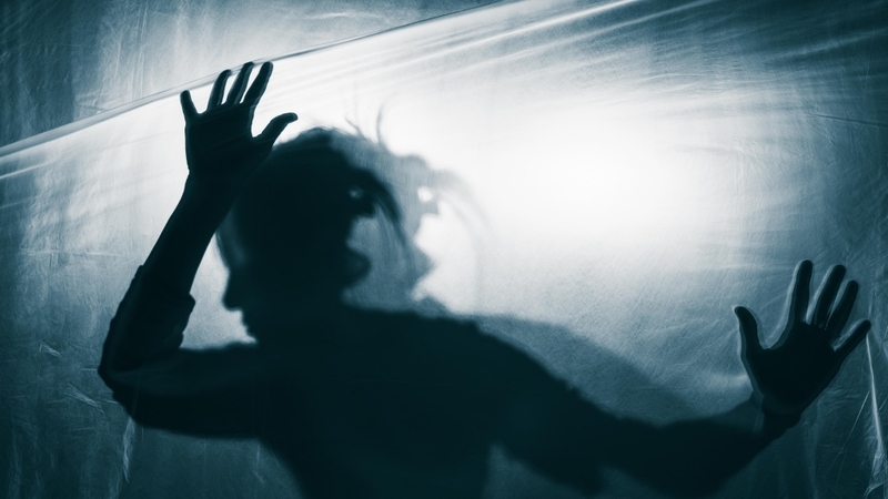 dau-hieu-nhan-biet-ban-dang-bi-roi-loan-hoang-so-3