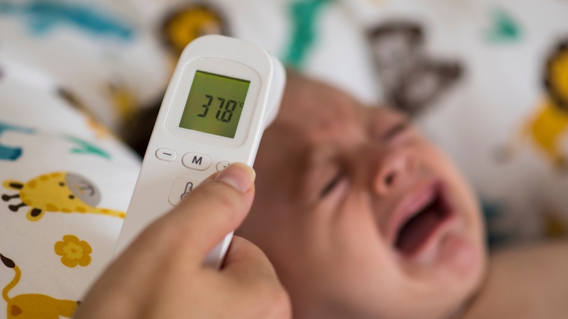 Dấu hiệu nhận biết trẻ sơ sinh 1 tháng tuổi bị cảm lạnh và cách xử trí an toàn tại nhà 3