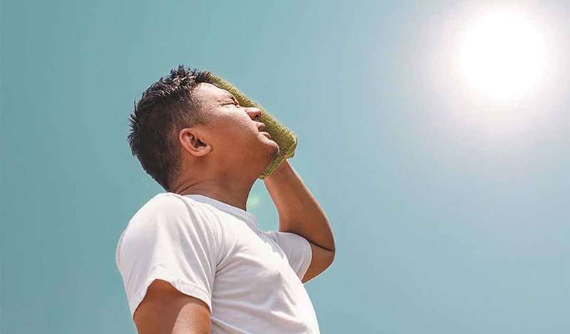 Nhiệt độ cơ thể chạm mức 40 độ C khi bị sốc nhiệt