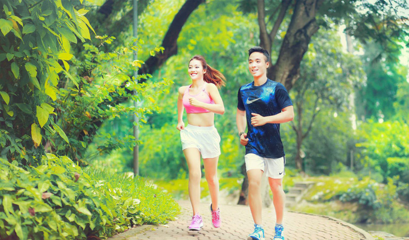 Nên chạy bộ sớm hoặc muộn hơn vào mùa hè