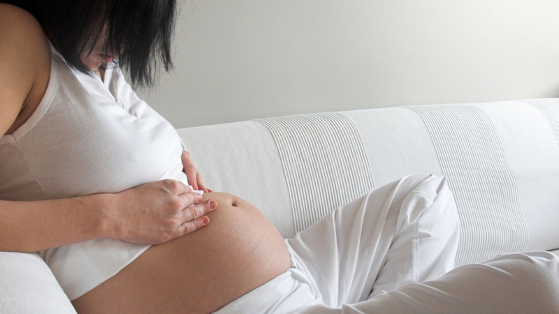 Thai lưu có thể liên quan đến bất thường từ thai, nhau thai hoặc sức khỏe mẹ