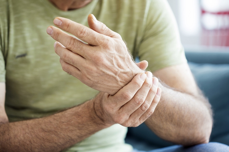 Dấu hiệu thiếu hụt vitamin B12 là gì và làm thế nào để bổ sung hợp lý? - 2