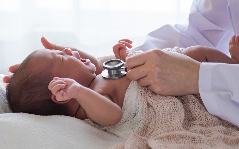 Dấu hiệu tim bẩm sinh ở trẻ sơ sinh 2
