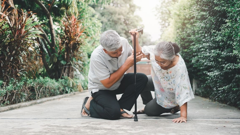 Dấu hiệu trước khi đột quỵ: Tín hiệu SOS từ cơ thể nhất định cần biết 2