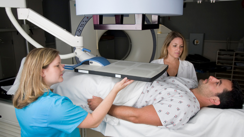 Xạ trị thường được sử dụng sau khi phẫu thuật