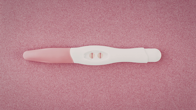 Sử dụng que thử thai sau 7 - 10 ngày kể từ thời điểm quan hệ