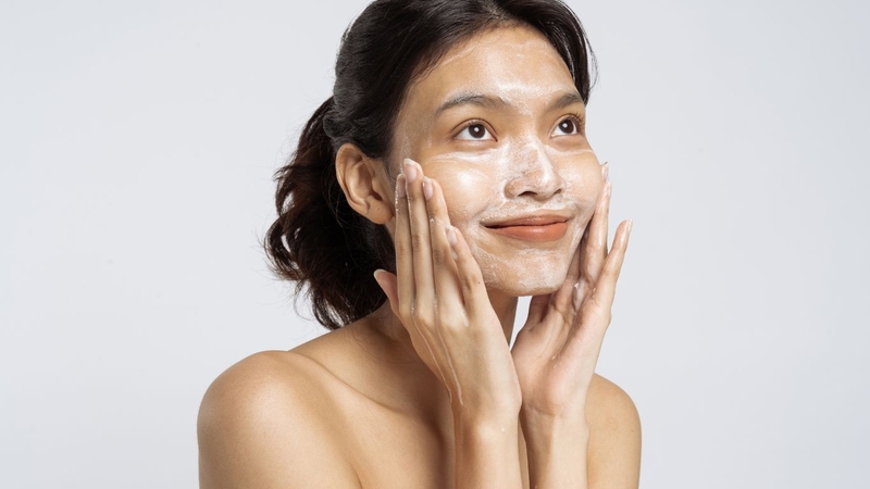 Dầu khoáng là gì? Công dụng của dầu khoáng đối với làn da 3