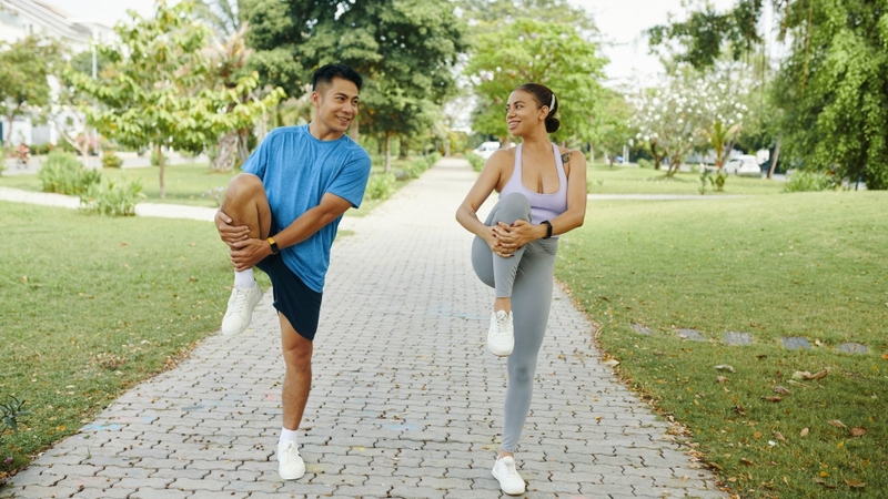 Những lưu ý giúp đi bộ an toàn khi đang bị đau khớp gối