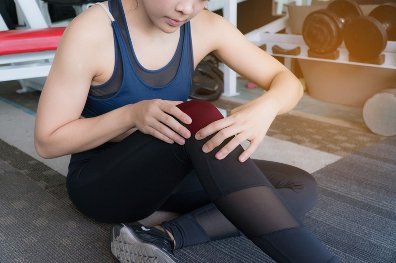 Đau khớp gối khi gập chân là triệu chứng của bệnh gì? Có nguy hiểm không? 4