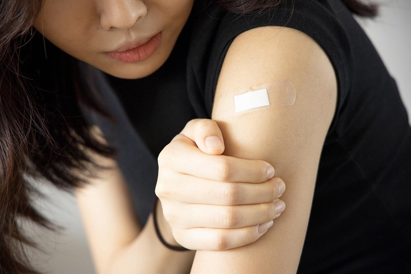 Đau khớp - phản ứng cơ thể sau khi tiêm vắc xin có đáng lo?2